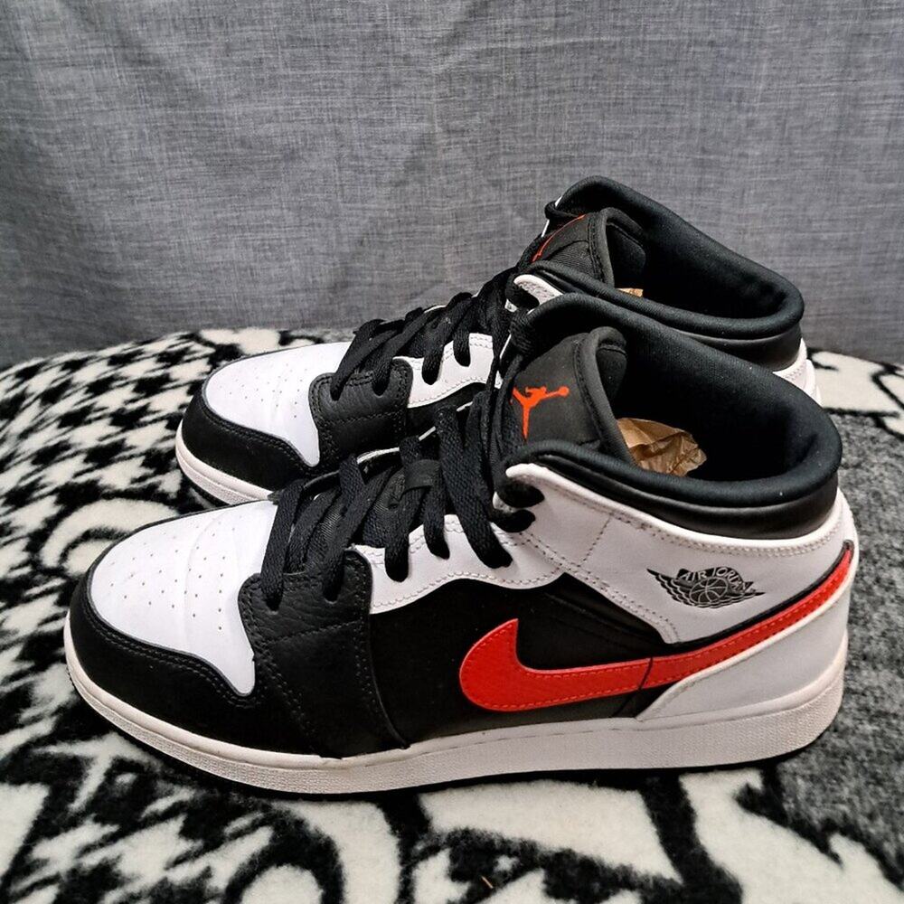 %Size 7Y - Nike Air Jordan 1 Mid (GS) Chile Red Black AJ6